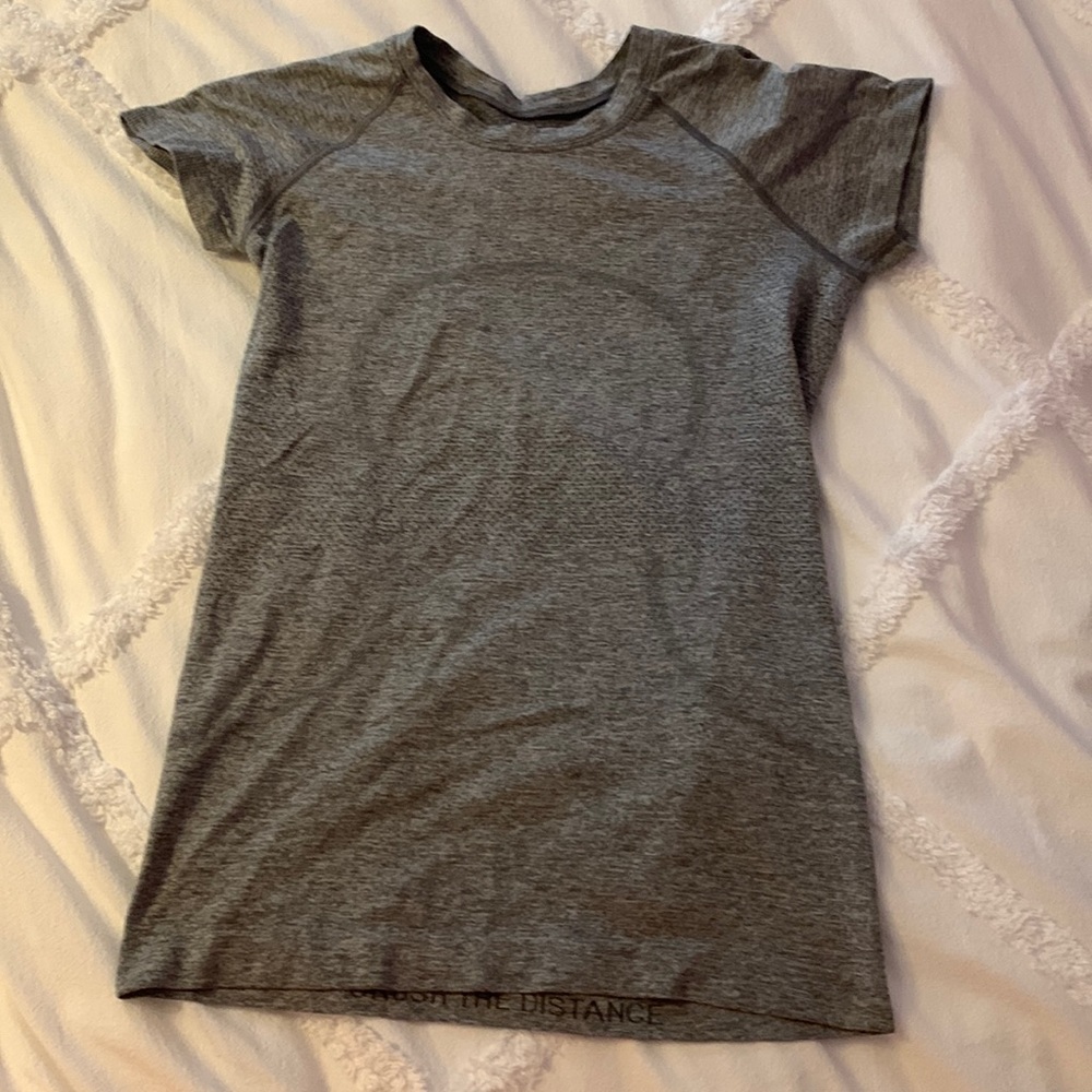 Lululemon gray swiftly tech size 6